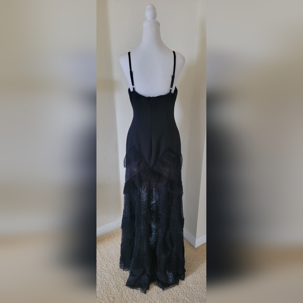 BCBG Maxazria Elegant Black Evening Gown, Size 8 - Picture 9 of 9